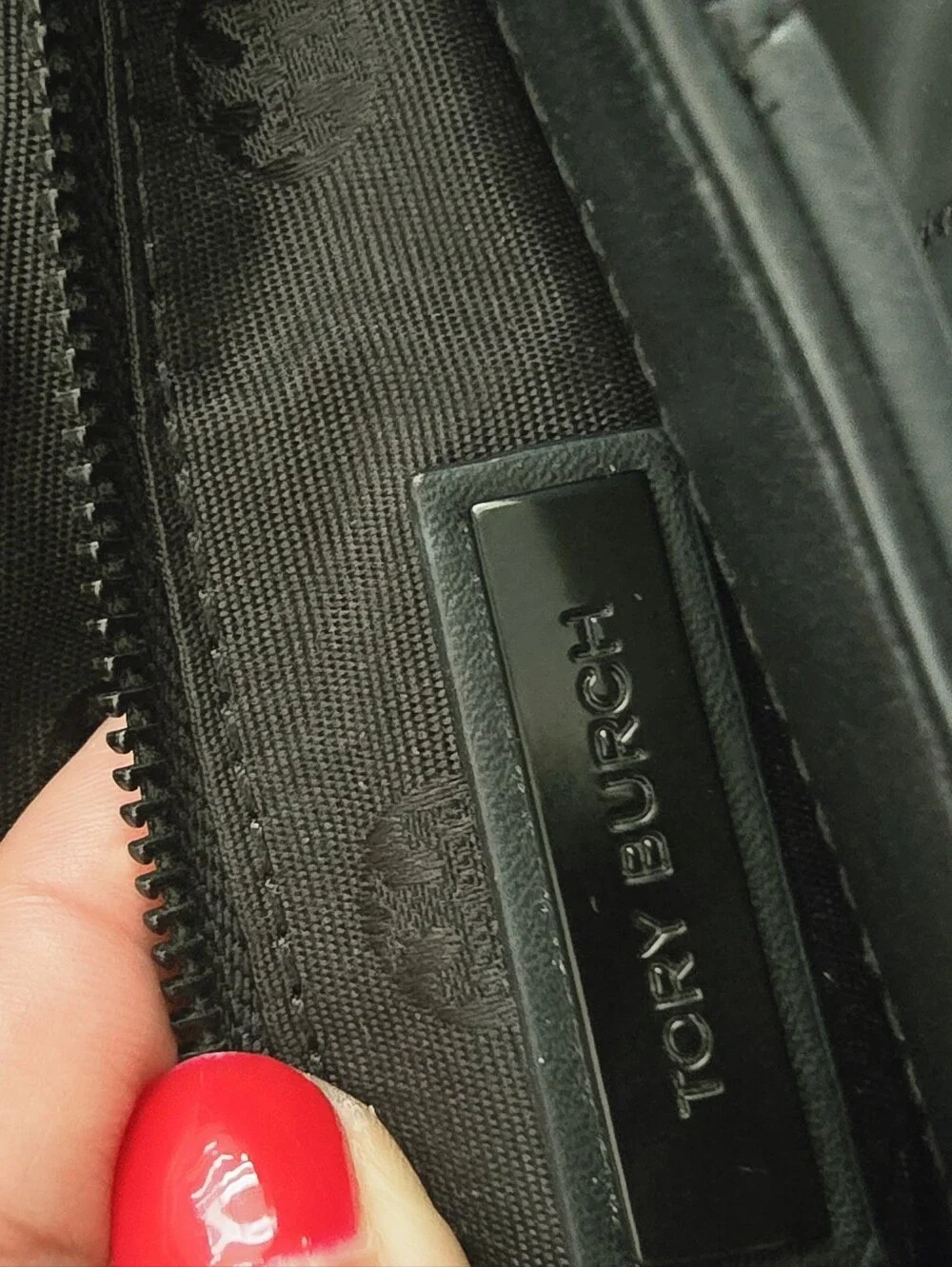 Tory Burch Willa Matte Black Quilted Leather Convertible Shoulder Bag